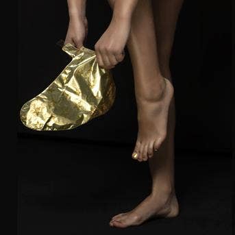 Gold Foot Softening Foil Socks – Single